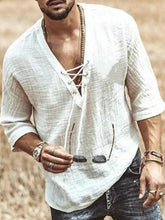 Camiseta de color liso con cuello en V grande y manga media